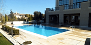 PELICAN HILL SITESI ÖZEL VILLA HAVUZU